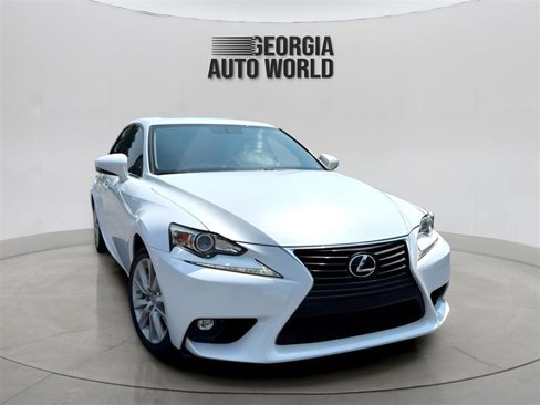 Used 2016 Lexus IS 200t image 7