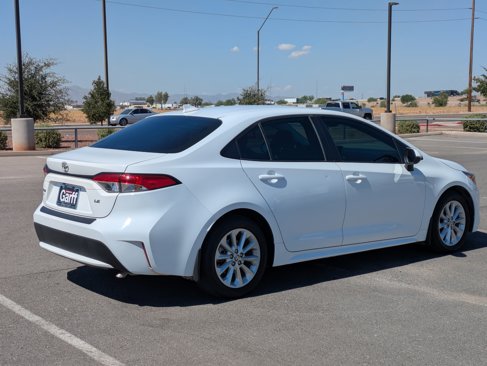 Used 2021 Toyota Corolla LE w/ LE Convenience Package image 5