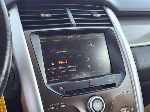 Used 2013 Ford Edge SEL image 15