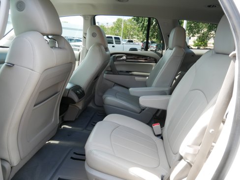 Used 2017 Buick Enclave Leather w/ Trailering Package image 32