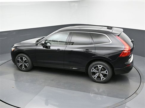 Used 2022 Volvo XC60 B5 Momentum w/ Climate Package image 43