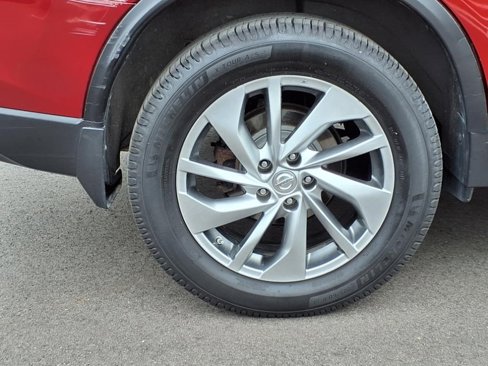 Used 2014 Nissan Rogue SL w/ SL Premium Package image 29