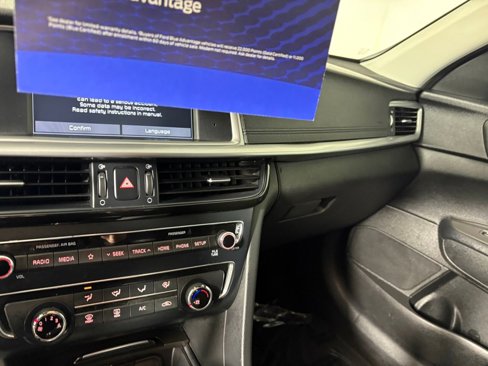 Used 2019 Kia Optima LX image 16