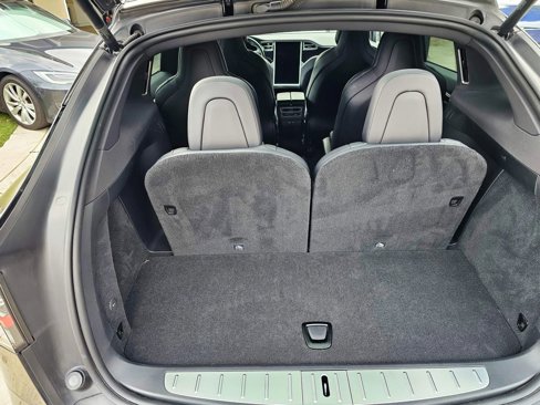 Used 2017 Tesla Model X 75D image 9