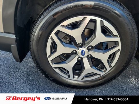 Used 2020 Subaru Forester Premium image 20