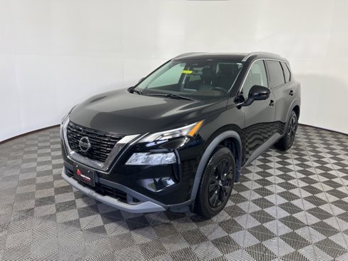 Used 2021 Nissan Rogue SV w/ Premium Package image 3