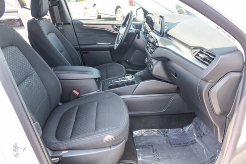 Used 2025 Ford Escape Active w/ Cold Weather Package image 18
