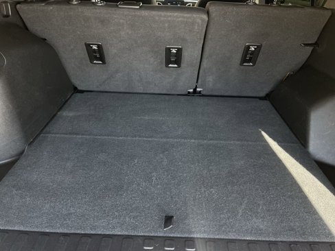 Used 2018 Chevrolet Equinox LT image 24