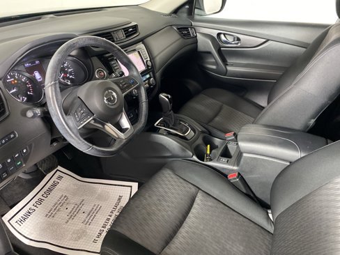 Used 2019 Nissan Rogue SV w/ Premium Package image 15