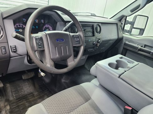 Used 2011 Ford F250 XL w/ PWR Equipment Group image 2
