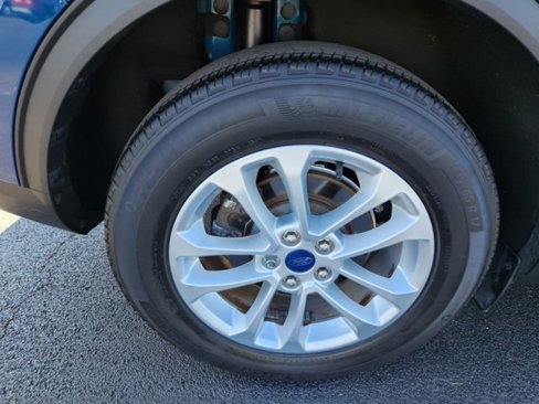 Used 2020 Ford Escape SE image 41