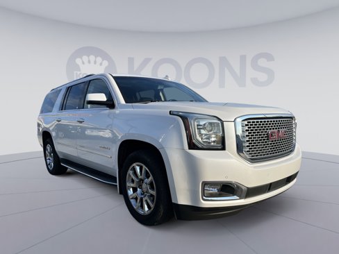 Used 2016 GMC Yukon XL Denali w/ Open Road Package image 10