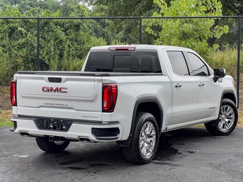 Used 2022 GMC Sierra 1500 Denali w/ Driver Alert Package II image 3
