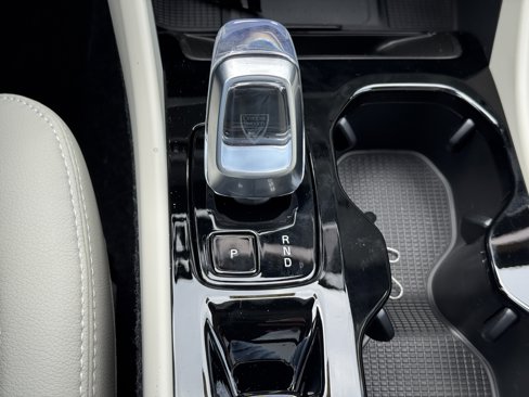New 2026 Volvo XC40 B4 Plus w/ Protection Package image 25