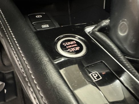 Used 2021 Nissan Kicks SV image 26