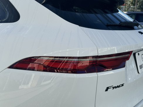 Used 2023 Jaguar F-PACE S image 9