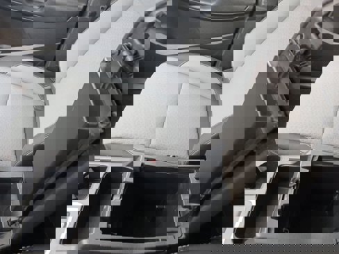 Used 2019 Ford Escape SE image 18