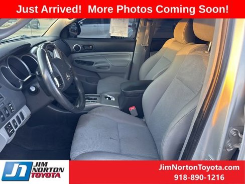 Used 2012 Toyota Tacoma PreRunner w/ TRD Off-Road Pkg image 11