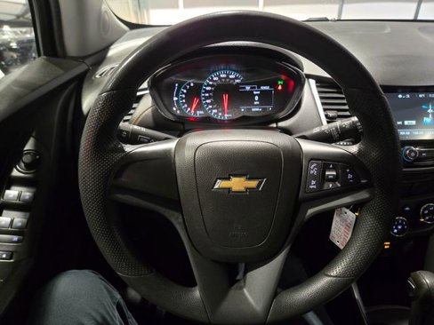 Used 2017 Chevrolet Trax LS image 19