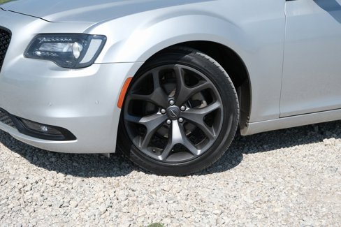 Used 2021 Chrysler 300 S image 40