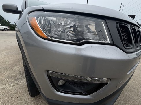 Used 2021 Jeep Compass Latitude image 12