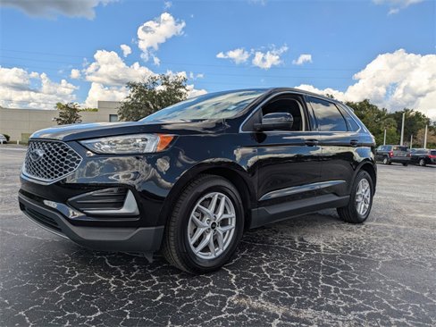 Used 2024 Ford Edge SEL image 9