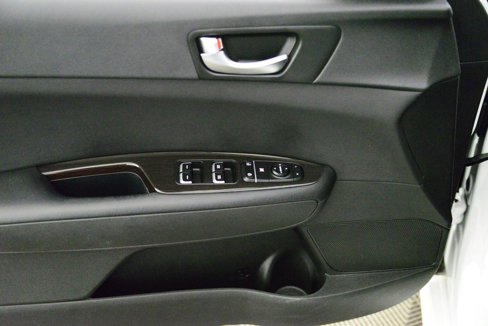 Used 2019 Kia Optima EX image 9