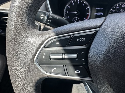 Used 2020 Hyundai Santa Fe SE image 13