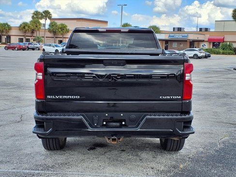 Used 2022 Chevrolet Silverado 1500 Custom image 6
