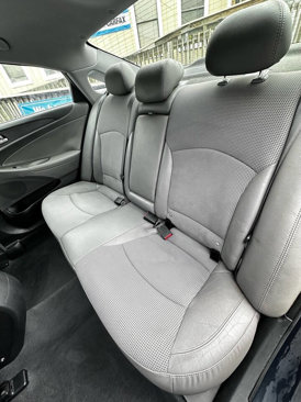 Used 2013 Hyundai Sonata SE w/ Navigation & Sunroof Pkg image 13