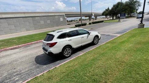 Used 2019 Subaru Outback 2.5i Touring image 6