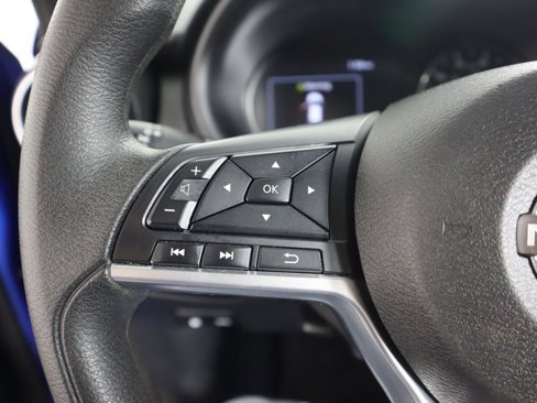 Used 2023 Nissan Kicks SV image 40