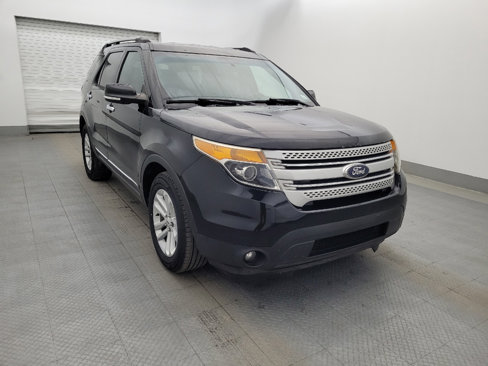 Used 2015 Ford Explorer XLT w/ Equipment Group 202A image 13