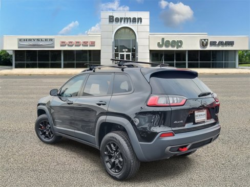 Used 2019 Jeep Cherokee Trailhawk w/ Comfort/Convenience Group image 7