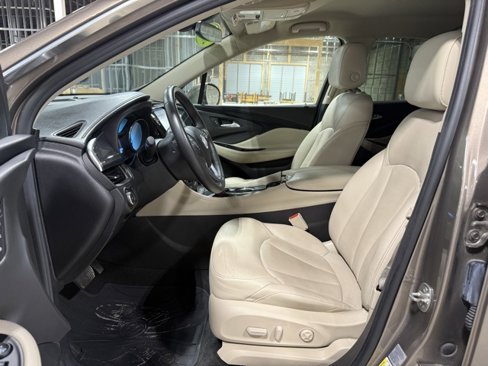 Used 2018 Buick Envision Essence image 9