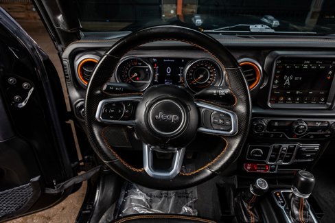 Used 2023 Jeep Gladiator Mojave image 17