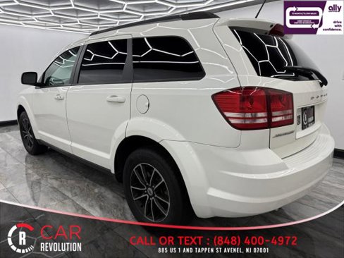 Used 2018 Dodge Journey SE w/ Popular Equipment Group image 4