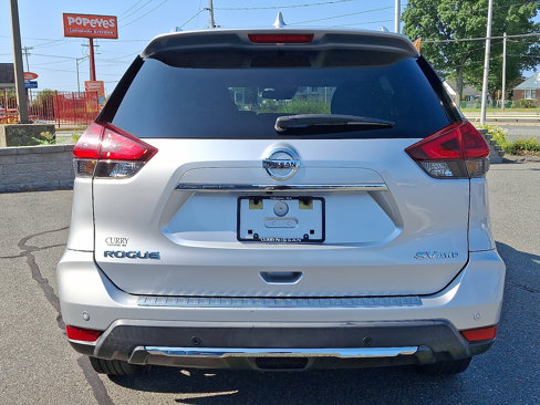 Used 2019 Nissan Rogue SV image 5