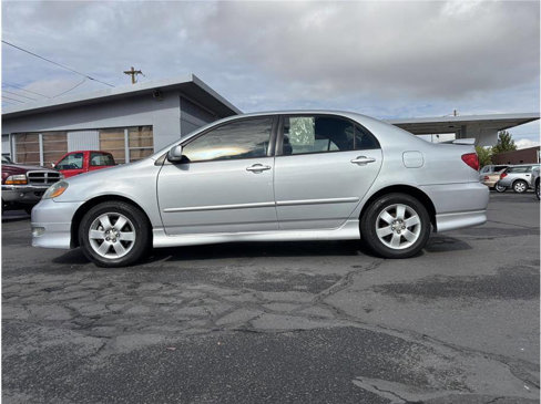 Used 2005 Toyota Corolla S image 2