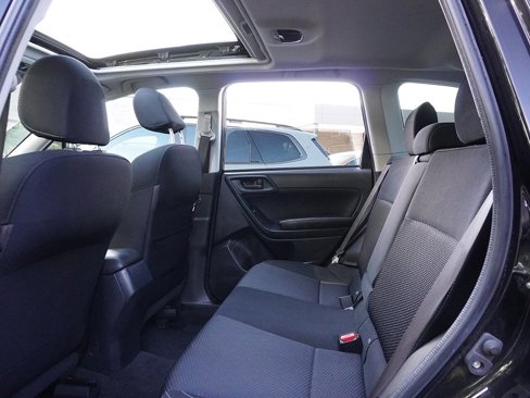 Used 2018 Subaru Forester 2.5i Premium image 32