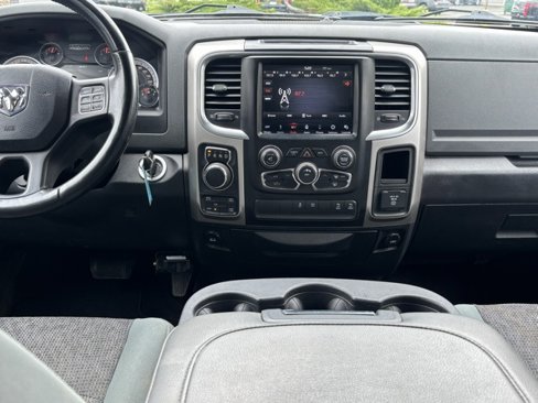Used 2018 RAM 1500 Big Horn image 22