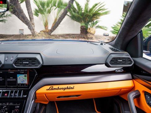Used 2024 Lamborghini Urus S image 15
