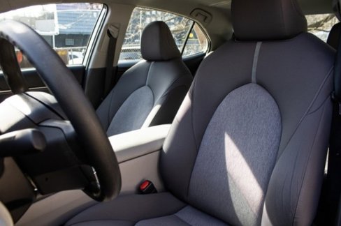 Used 2022 Toyota Camry LE image 40
