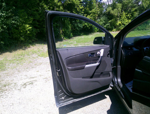 Used 2014 Ford Edge SEL w/ Equipment Group 205A image 17
