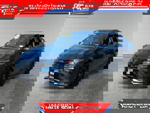 Used 2021 Toyota Camry XSE image 1