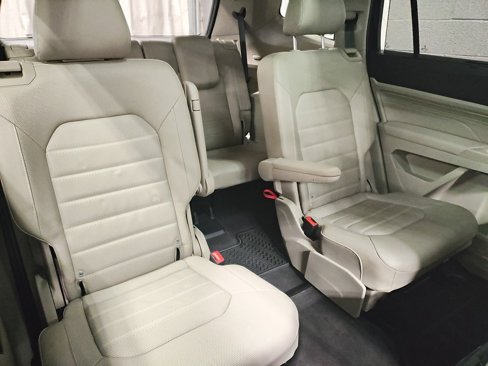 Used 2021 Volkswagen Atlas SEL Premium image 8