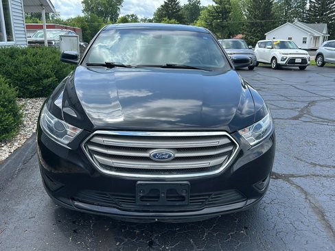 Used 2019 Ford Taurus SEL image 3