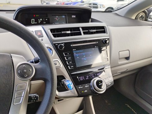 Used 2015 Toyota Prius V Three image 12