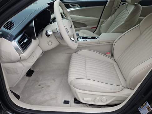 New 2026 Genesis G70 2.5T Prestige image 6