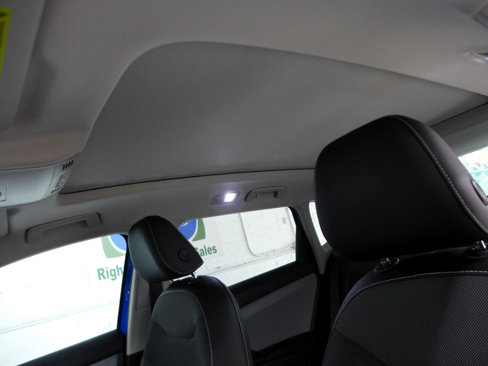 Used 2022 Volkswagen Taos SE w/ Panoramic Sunroof Package image 56